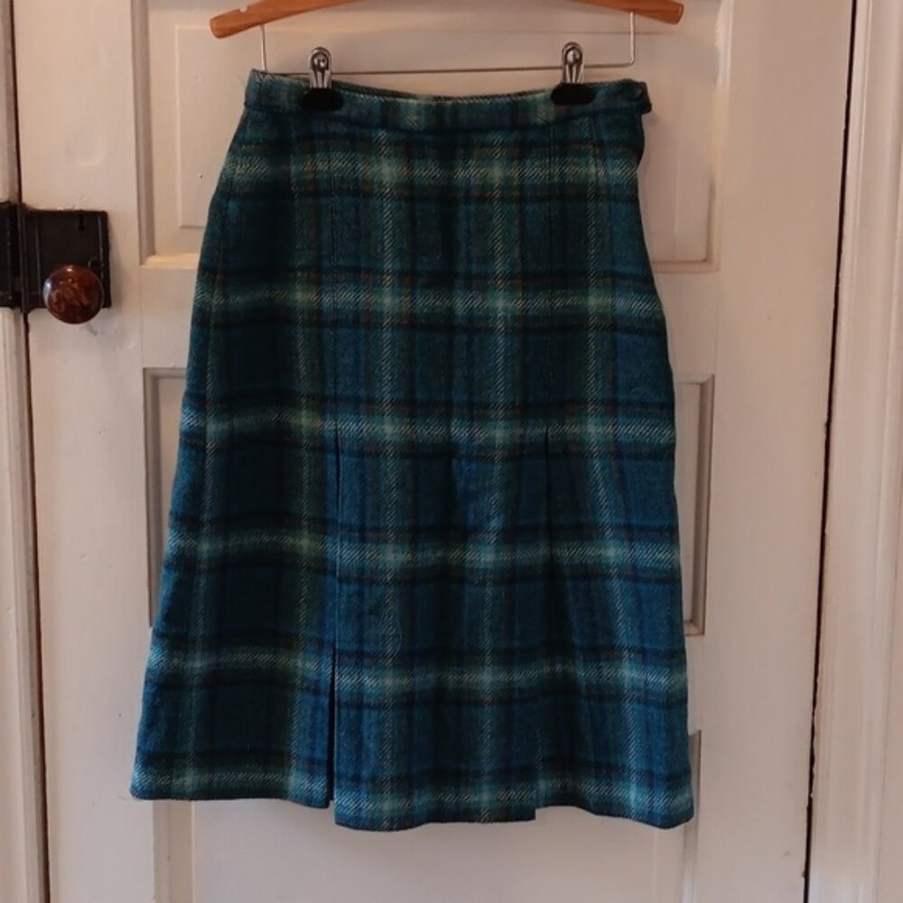 Vintage wool plaid celtic kilt skirt